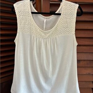 LC Lauren Conrad Cream Tank Top with Crochet Detail Size M